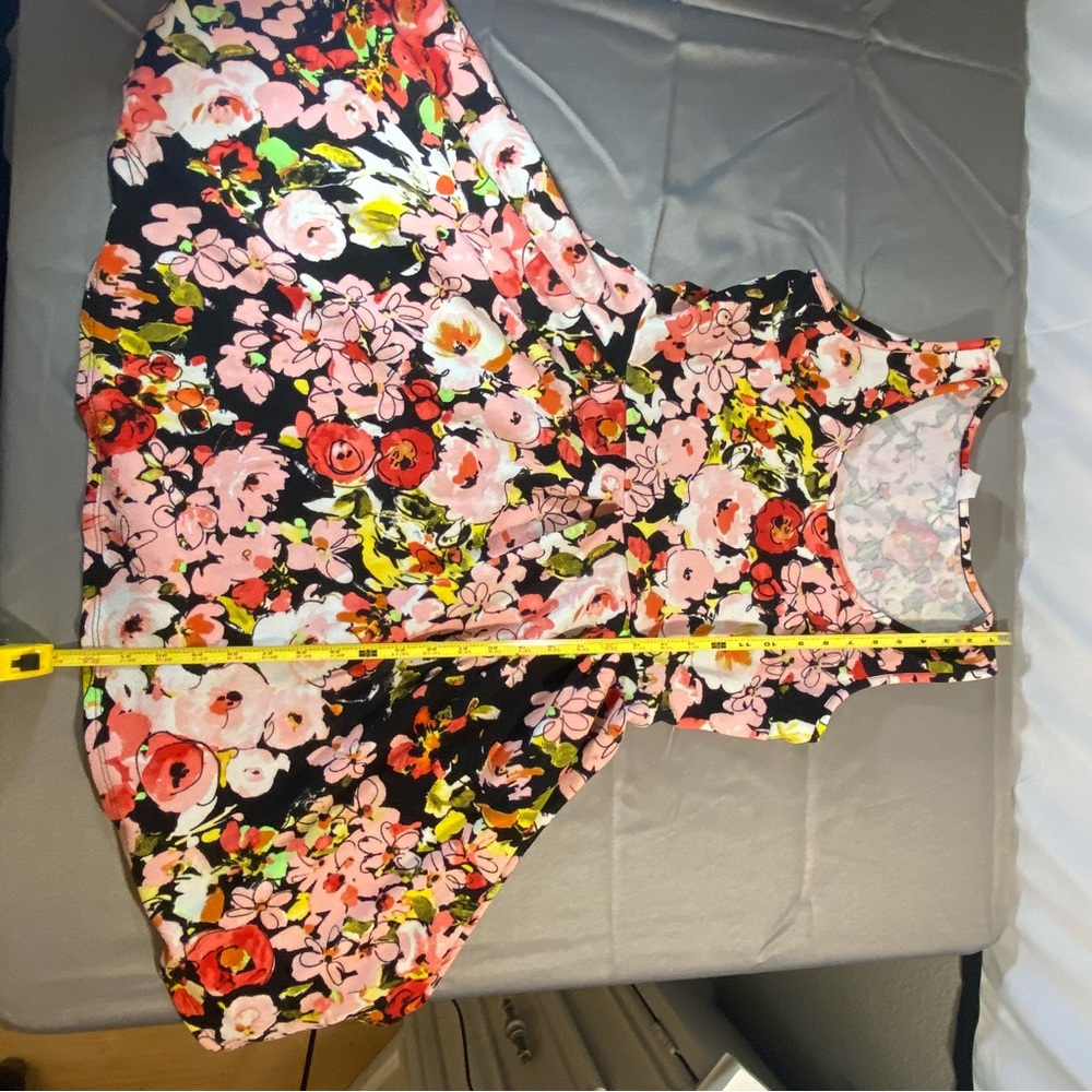 White Mark multicolor, floral pattern size extra large dress sleeveless - Picture 4 of 5